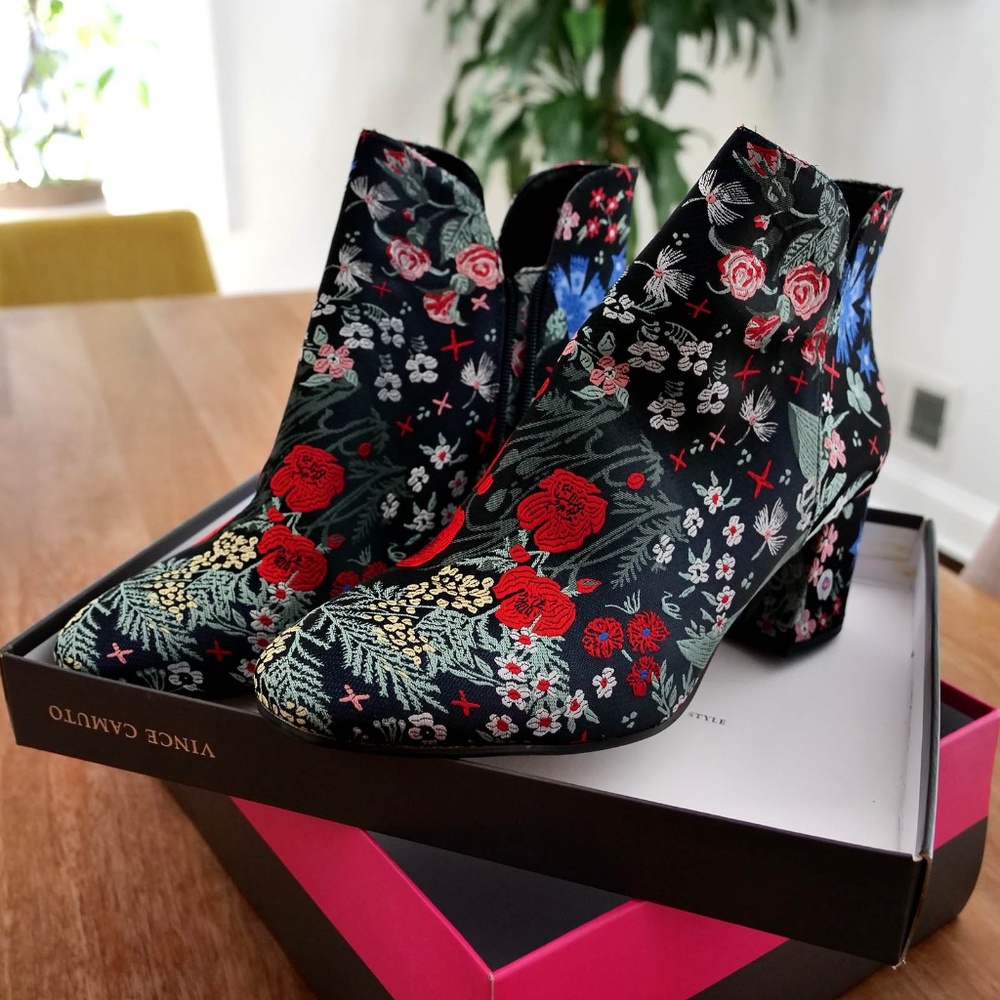 Vince Camuto Kassie Suede Boots, Wonderland 12W — NEW
